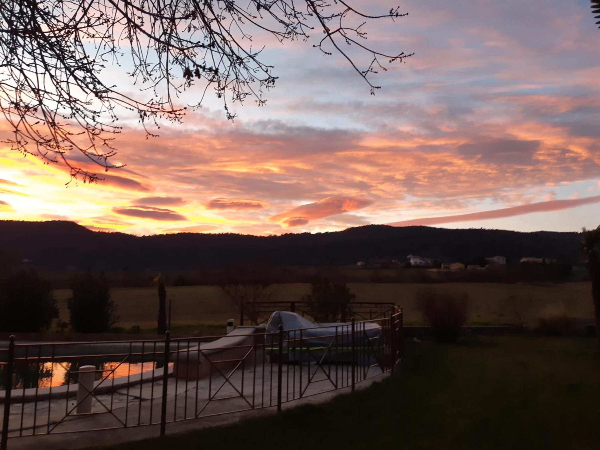 Chambres D'Hotes, B&B La Musardiere Alba-la-Romaine Kültér fotó