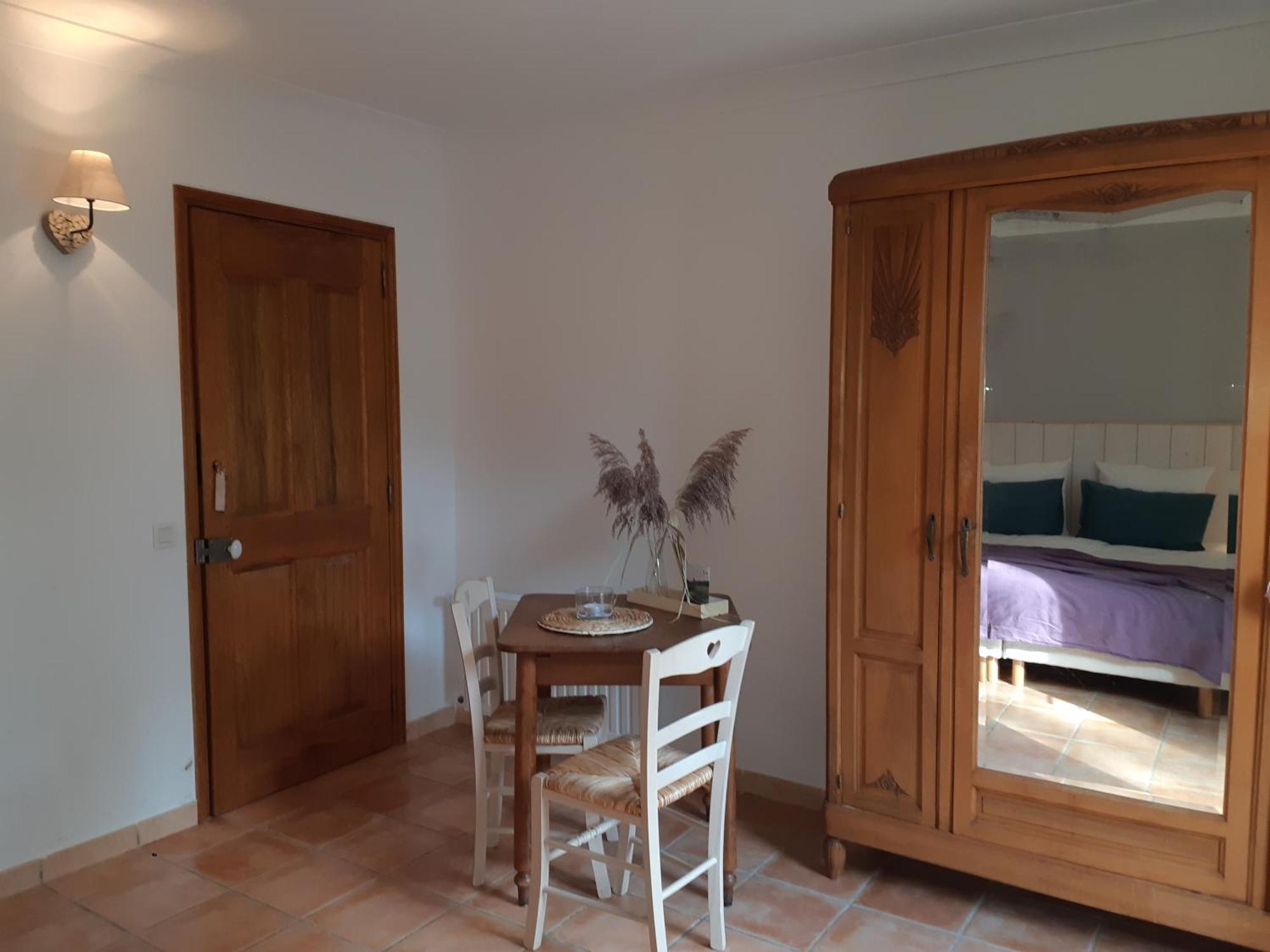 Chambres D'Hotes, B&B La Musardiere Alba-la-Romaine Kültér fotó