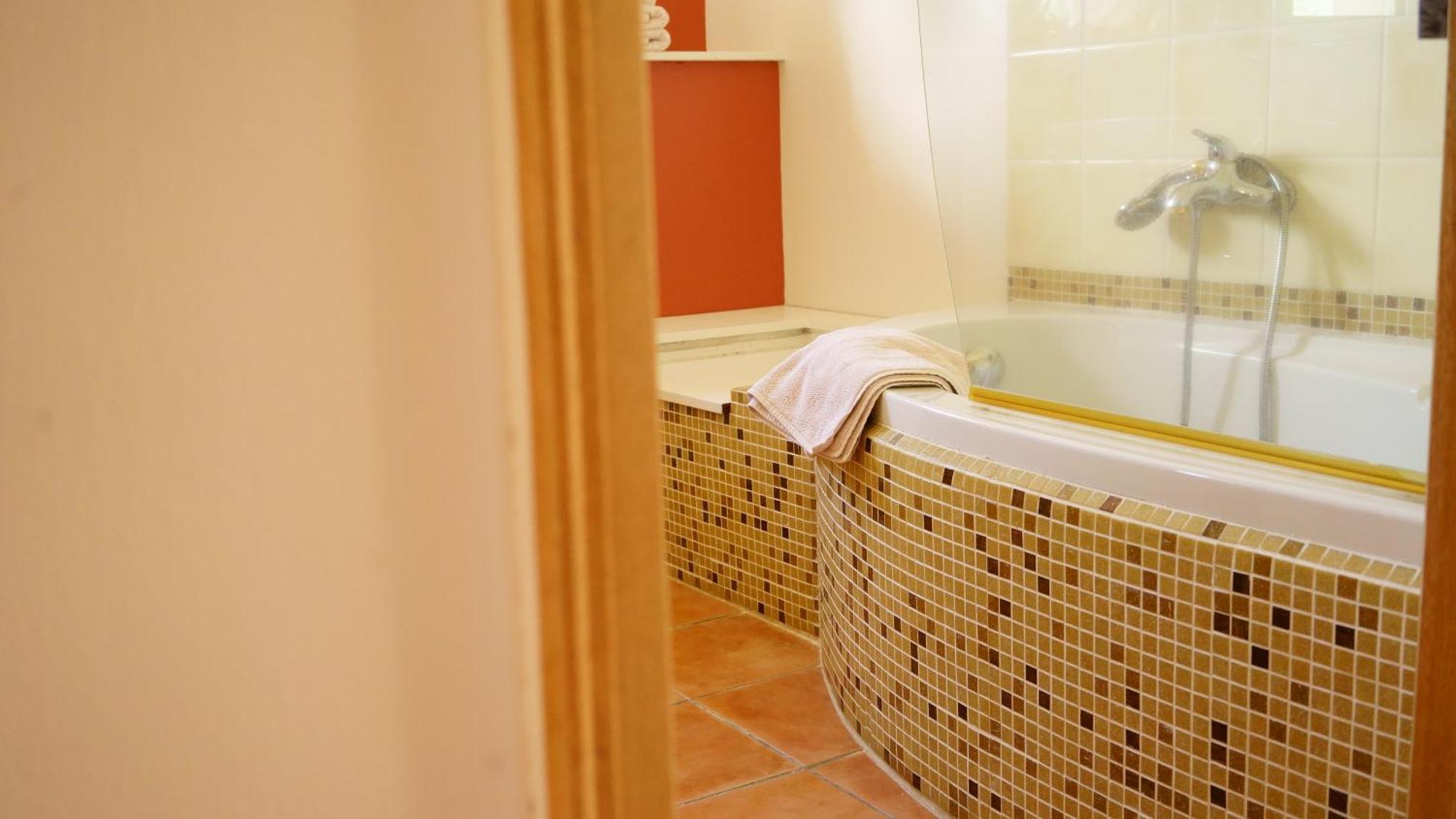 Chambres D'Hotes, B&B La Musardiere Alba-la-Romaine Kültér fotó