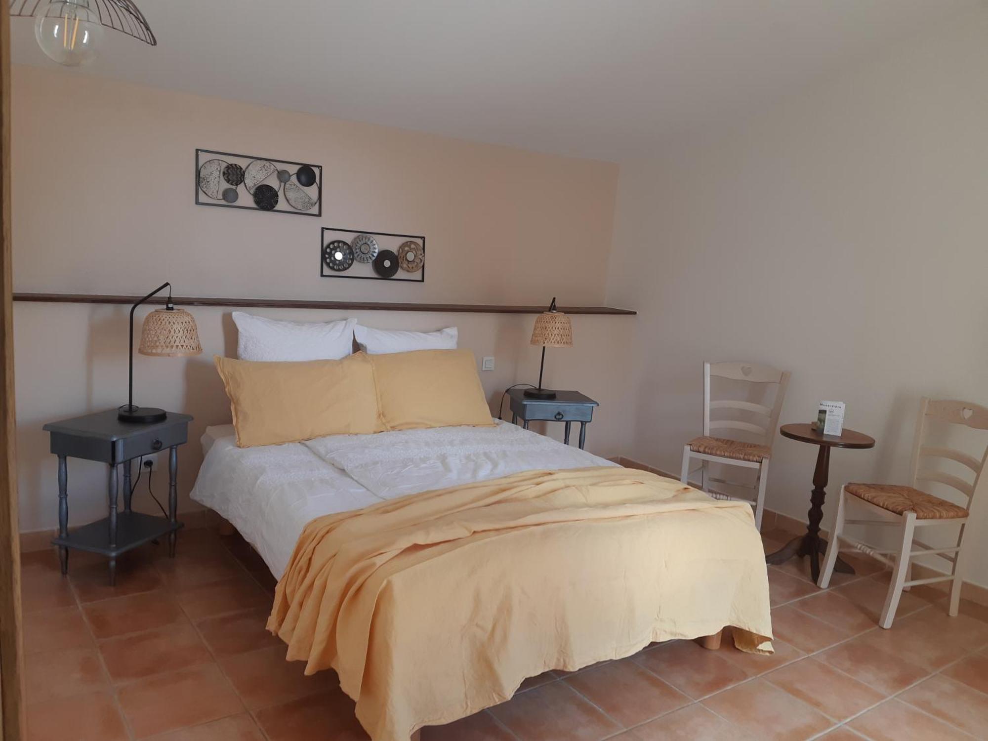 Chambres D'Hotes, B&B La Musardiere Alba-la-Romaine Kültér fotó